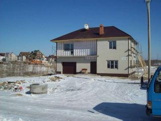 Планы дома с гаражом с размерами и фотографиями, построенного дома в городе Хабаровске